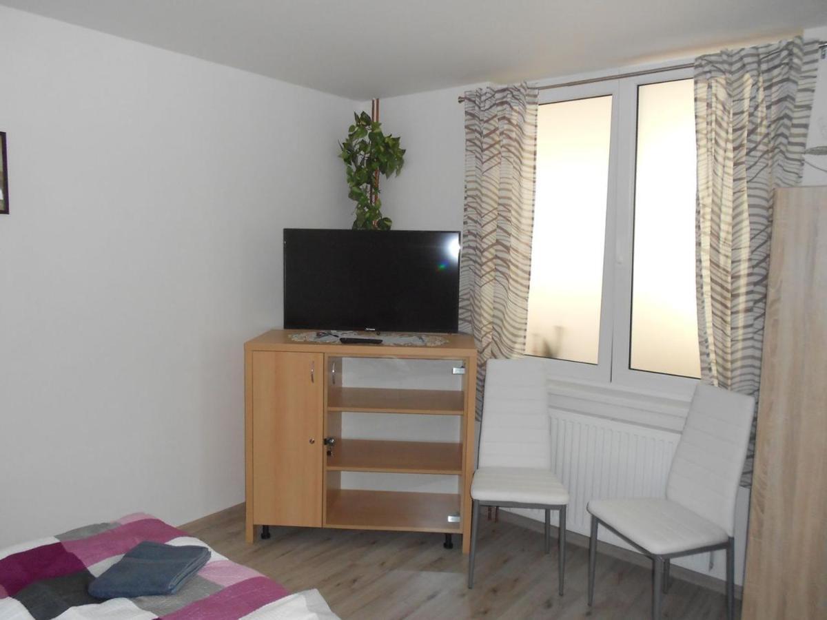 Ubytovani U Babicky Pension Lanžhot Buitenkant foto